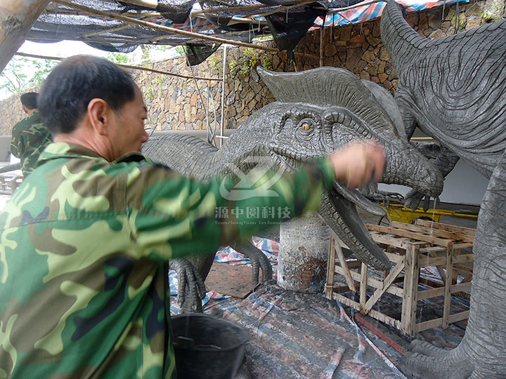 水泥雙冠龍雕塑，水泥恐龍雕塑